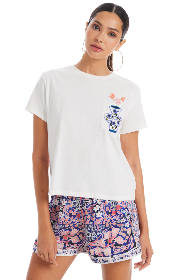 EMBROIDERED TEE