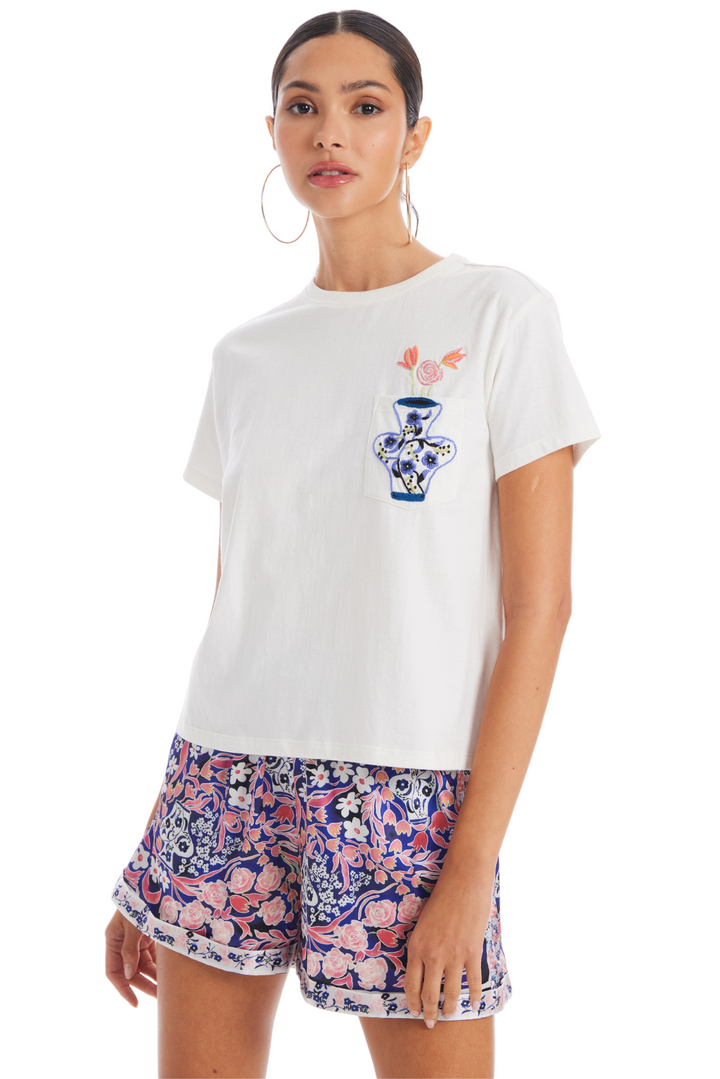 EMBROIDERED TEE