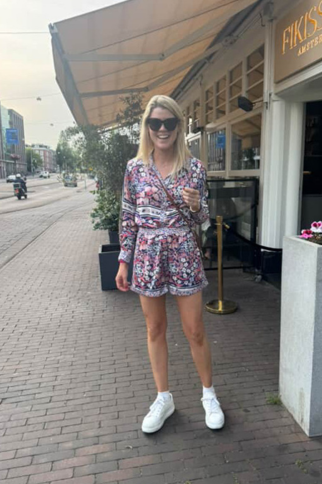 VIOLET SHORTS
