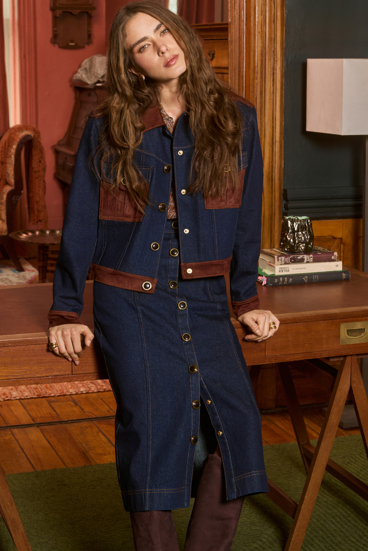 DELLA JACKET
