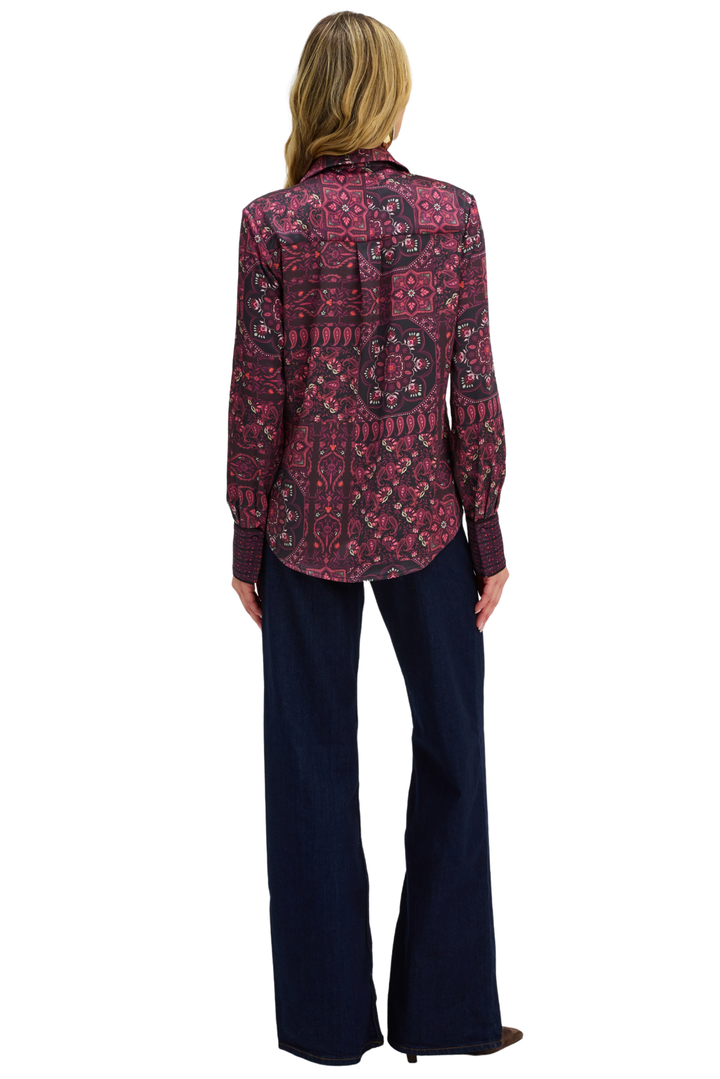 KELLY BUTTON DOWN